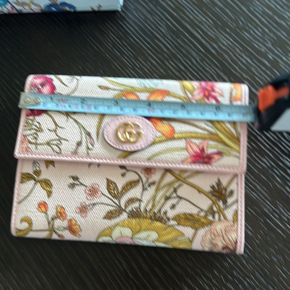 Limited Edition Gucci Marmont Wallet💕🌸🌺🌷 - Picture 9 of 13